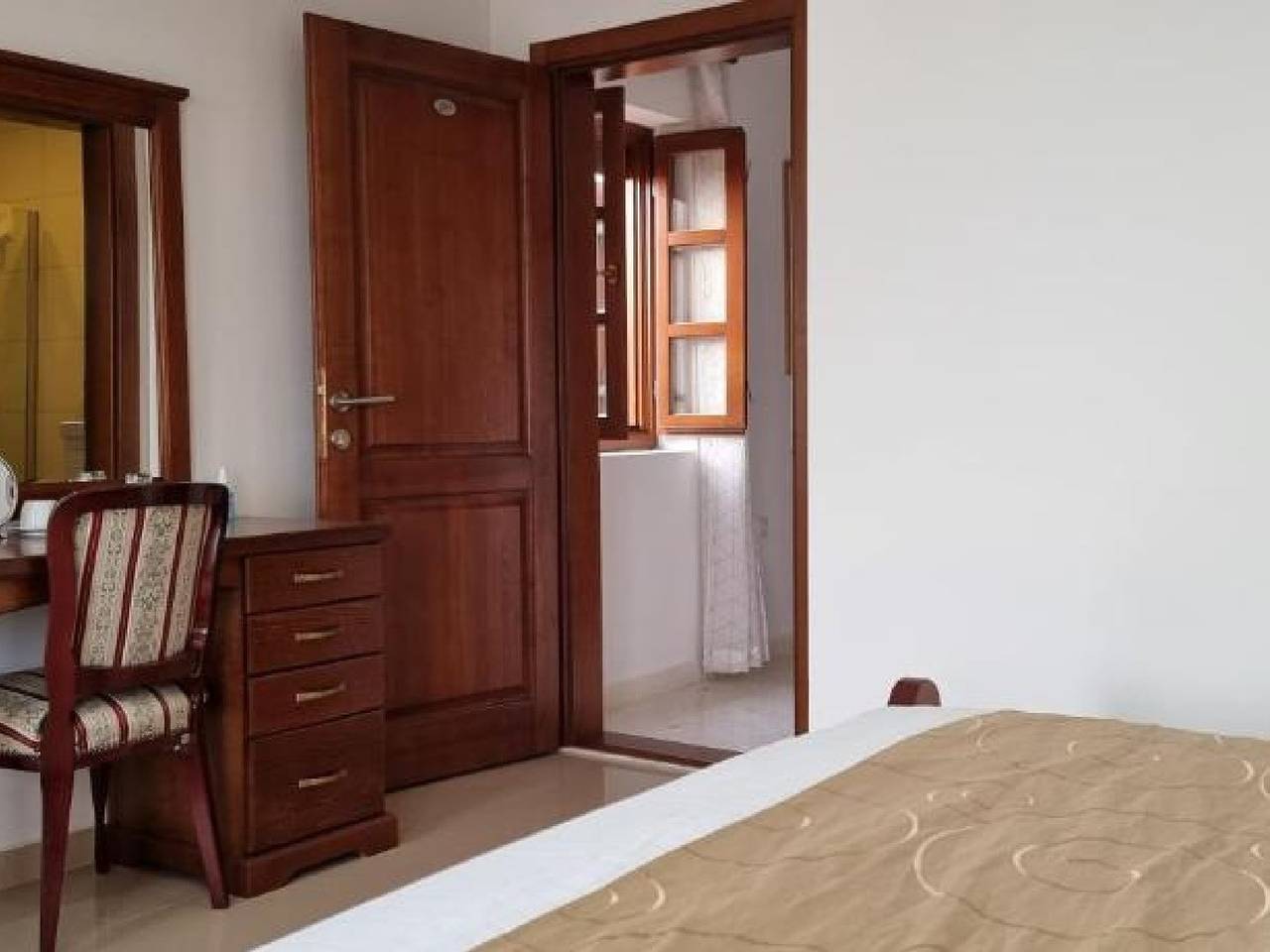 Citadela Gelateria - Queen Room with Balcony in Ulcinj, Opština Ulcinj
