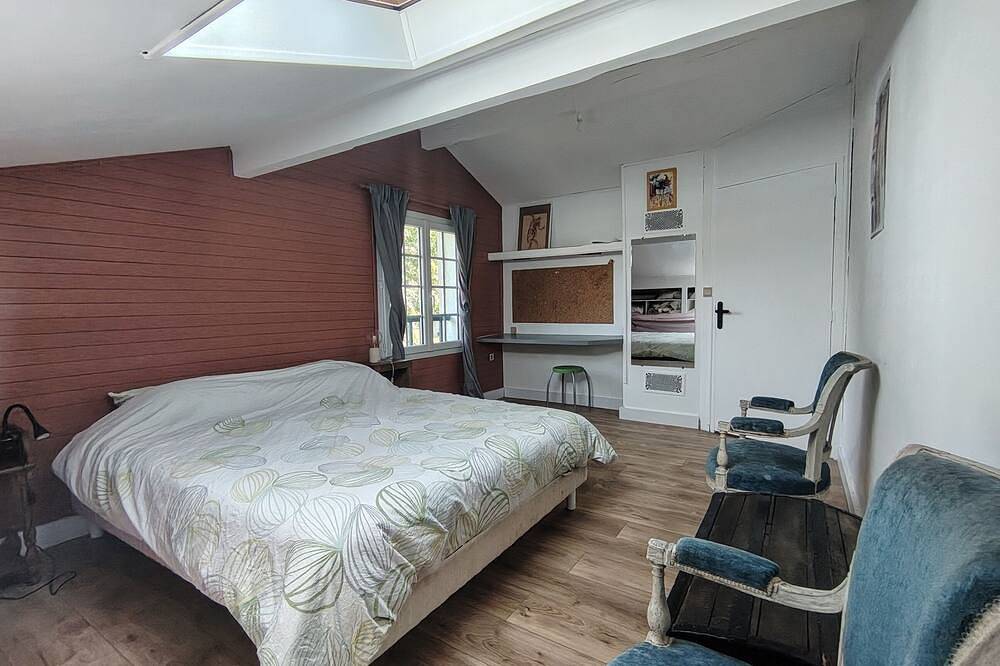 Basque villa in the countryside. Patio with a beautiful view + above-ground pool in Ustaritz, Region de Bayona