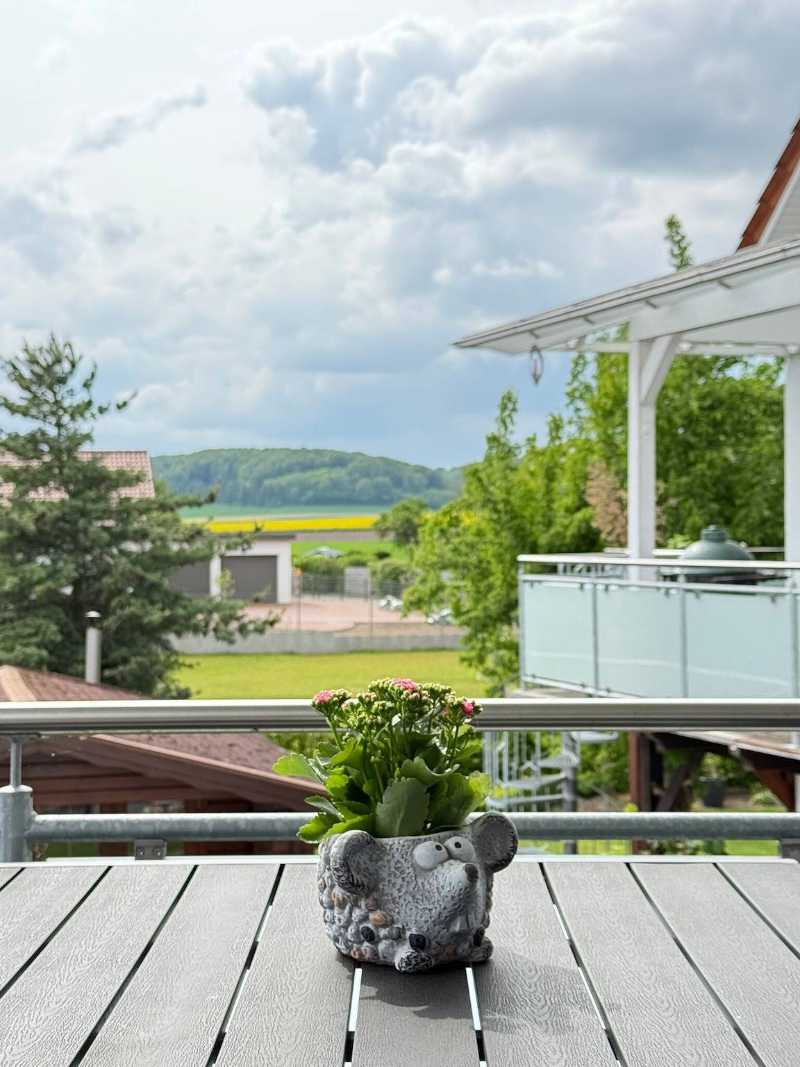 Entire apartment, Apartment 'Haus Waldblick' with Mountain View, Shared Garden and Wi-Fi in Stemwede, Kreis Minden-Lübbecke