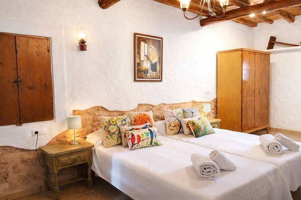 Typisches Haus, ideal für Familien und Paare in Strandnähe. in Port de Sant Miquel, Sant Joan de Labritja