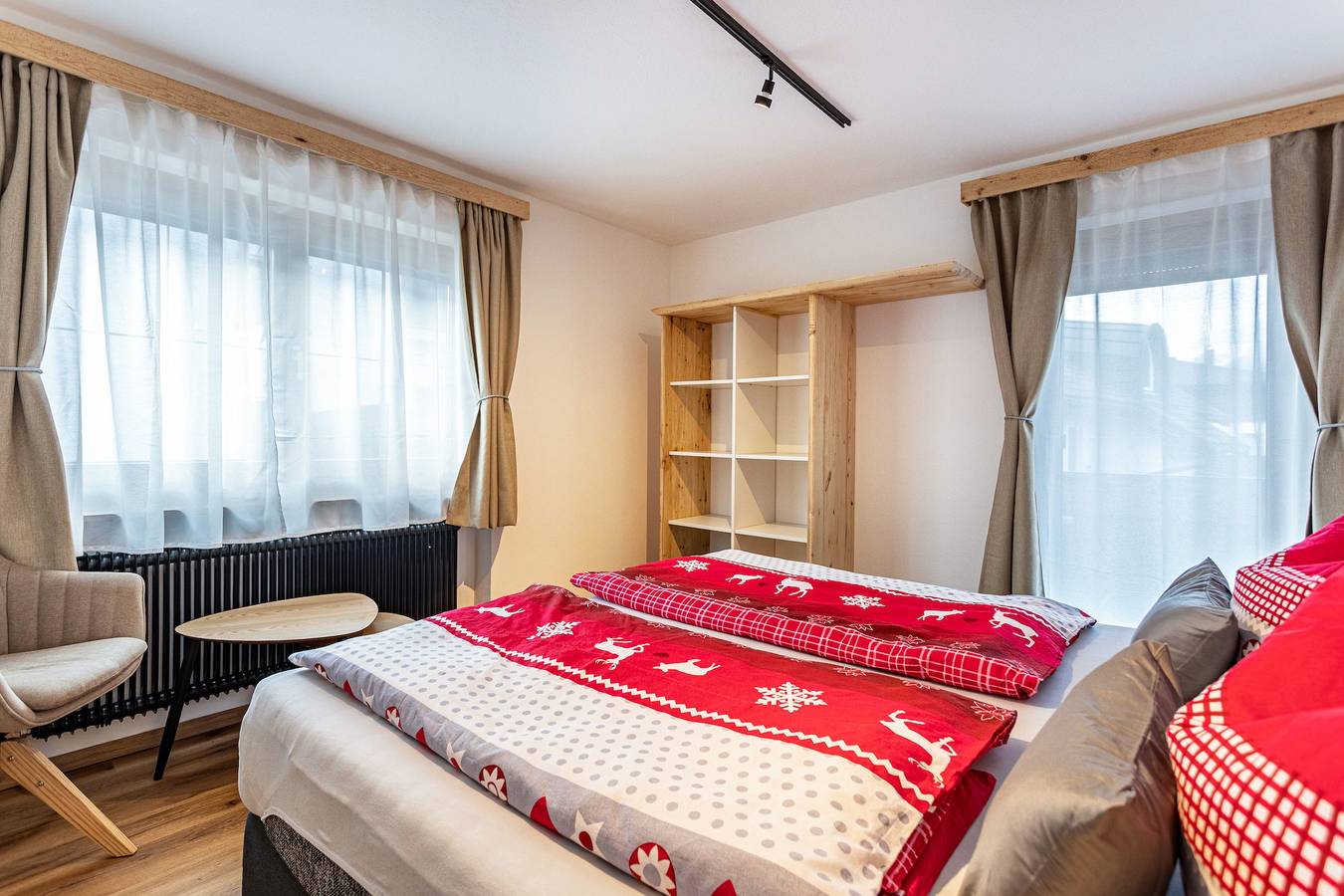 Entire apartment, Apartment 'Bergwelt A1' with Mountain View, Balcony and Wi-Fi in Niederau, Wildschönau