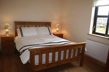 Holiday Apartment for 6 People in Claddaghduff, Connacht, Photo 3
