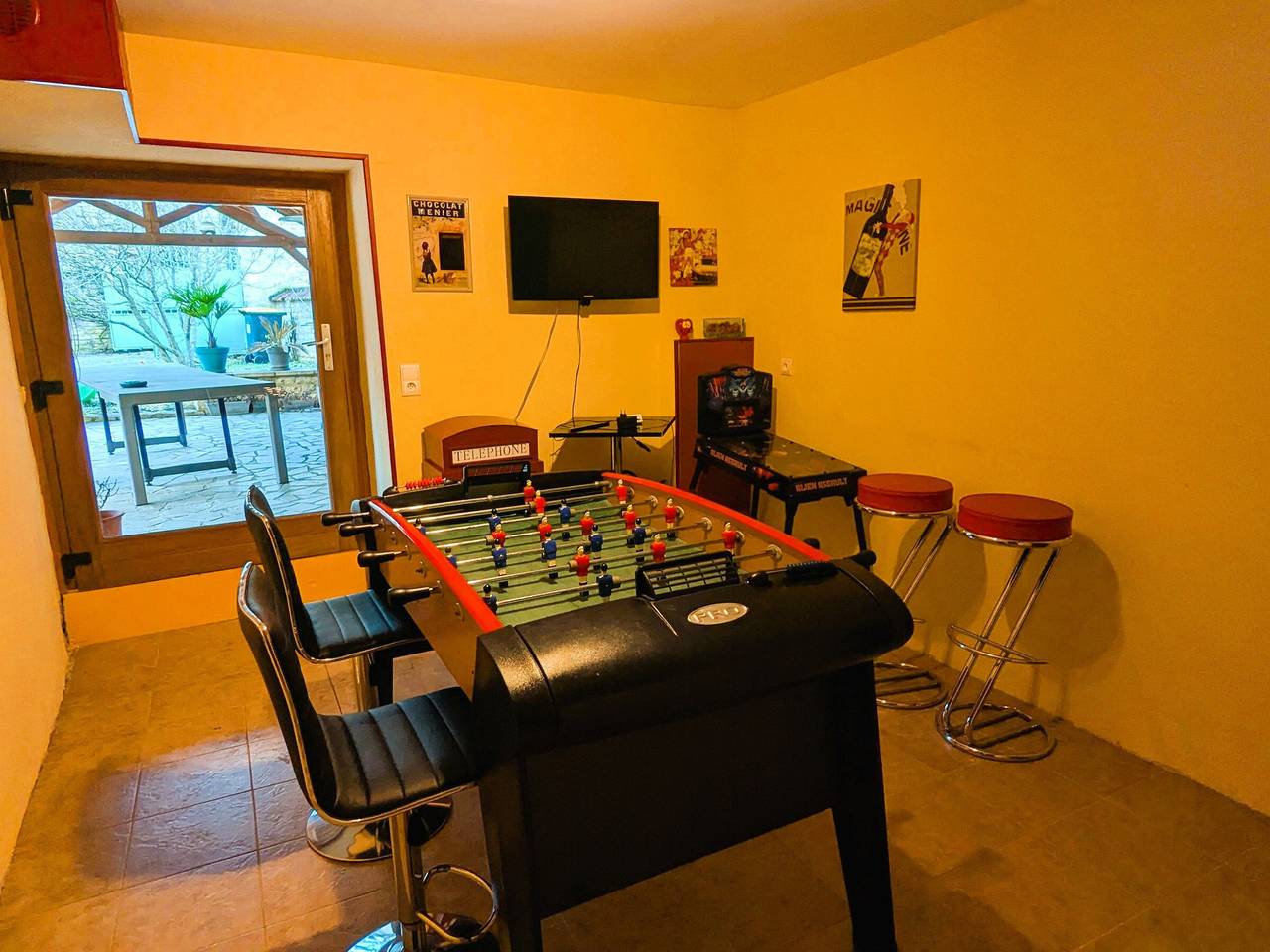 Encantadora casa rural en Fulvy con piscina y aparcamiento in Fulvy, Región de Avallon