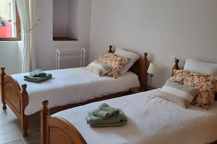 Location de vacances pour 6 personnes, avec piscine à Les Verchers-sur-Layon - 2