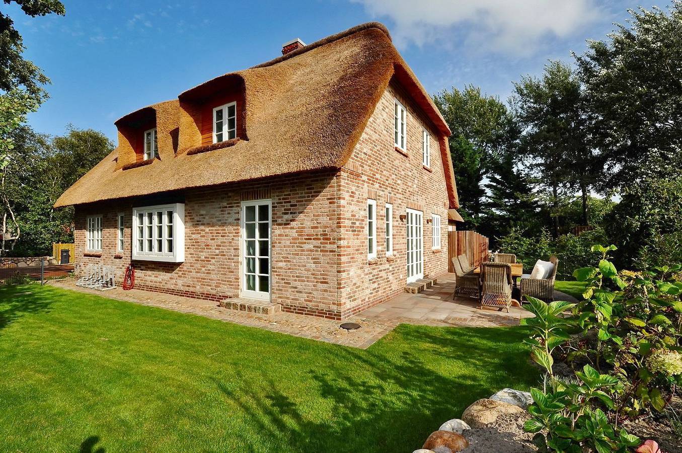 Luxuriöse Doppelhaushälfte "Amber House" in St. Peter-Böhl mit Faßsauna im Garten in Böhl (St. Peter-Ording), St. Peter-Ording