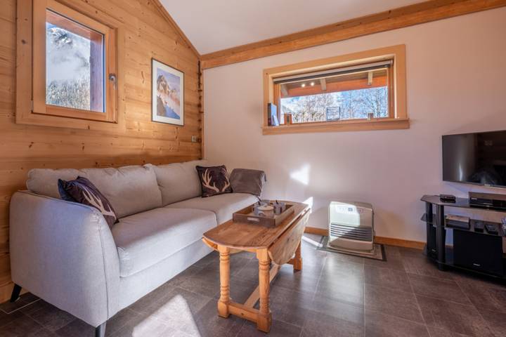 Chalet für 4 Personen, mit Terrasse und Garten, kinderfreundlich in Chamonix