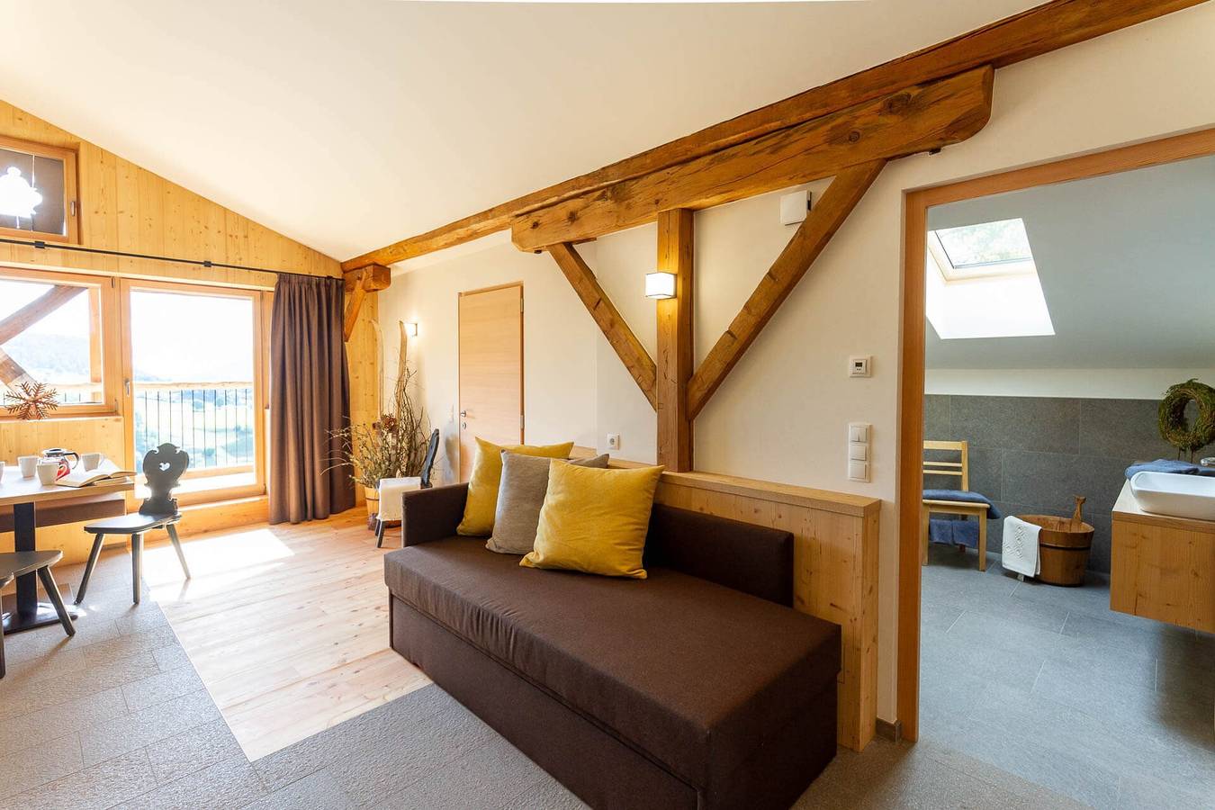 Ganze Wohnung, Ferienwohnung "Daimlhof Ferienwohnung Moosherz" mit Bergblick, Garten, Balkon und Wlan in Ums, Völs am Schlern