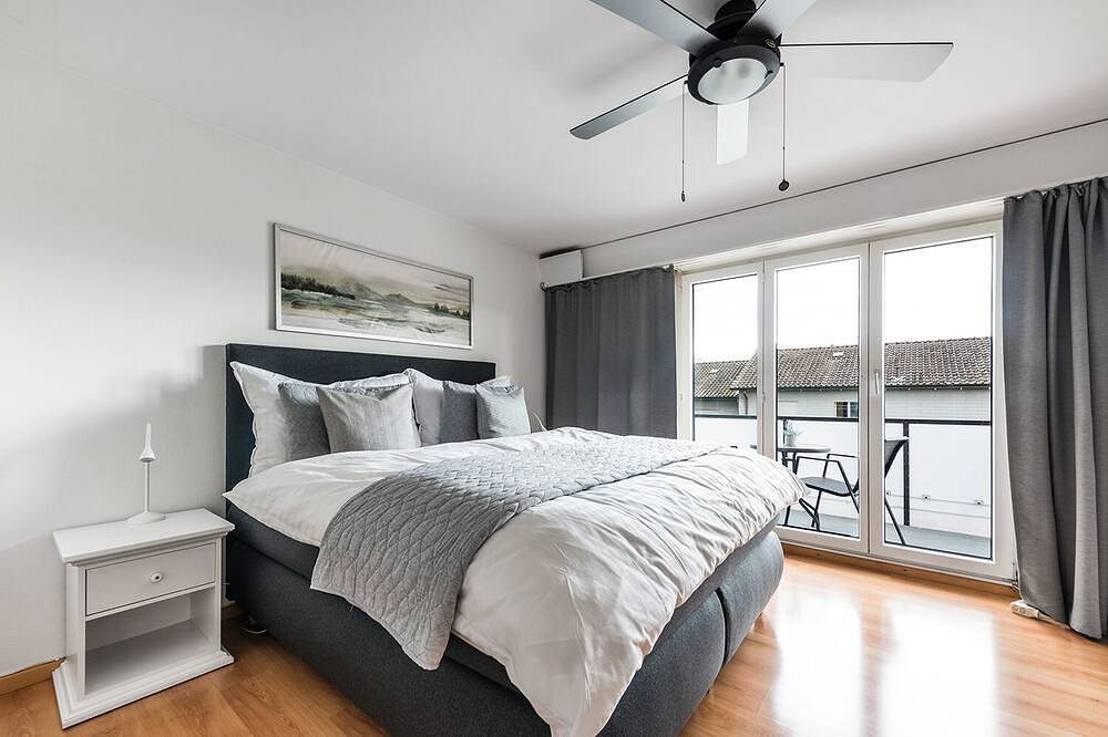 Ganze Wohnung, Modernes 1 Zimmerapartment an top zentraler Lage in Kreuzlingen, Bodensee (Schweiz)