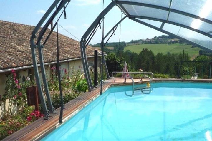 Location de vacances pour 8 personnes, avec jardin ainsi que piscine et terrasse, animaux acceptés à Tombebœuf - 3