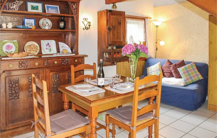 Acogedor apartamento en la playa con aparcamiento y TV in Moëlan-sur-Mer, Côte de Cornouaille