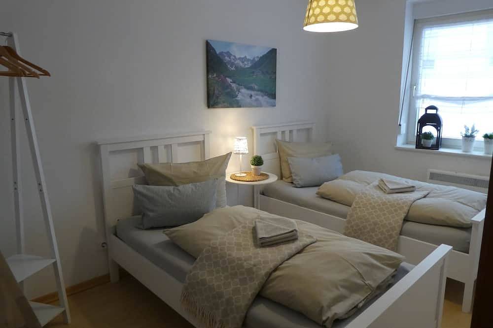 Ganze Wohnung, Allgäutraum Ferienwohnung Nr. 10 für 2-5 Personen in Durach, Bayerisch Schwaben
