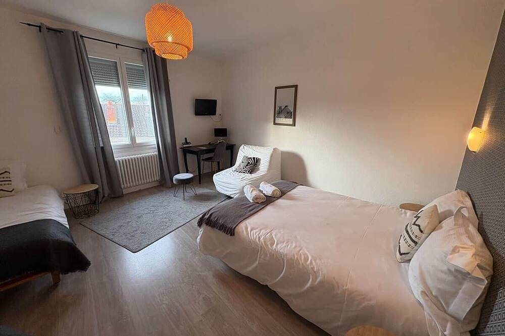 Chambre n°24 : la savane familiale in Paray-le-Monial, Région de Charolles