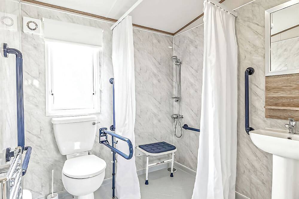 Gold Accessible with parking in Nairn, Highlands