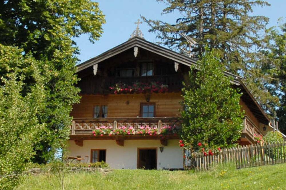 Entire apartment, Ferienwohnung Ute - Oberkollerhof in Gmund, Bavarian Alps