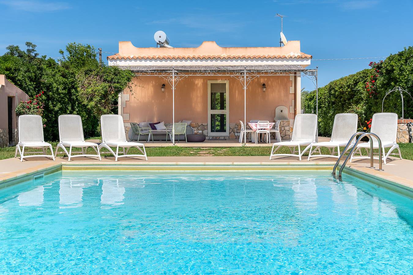 Villa Con Piscina per 6 Persone in Isola (Siracusa), Siracusa