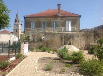 Gîte pour 5 personnes, avec jardin en Gironde