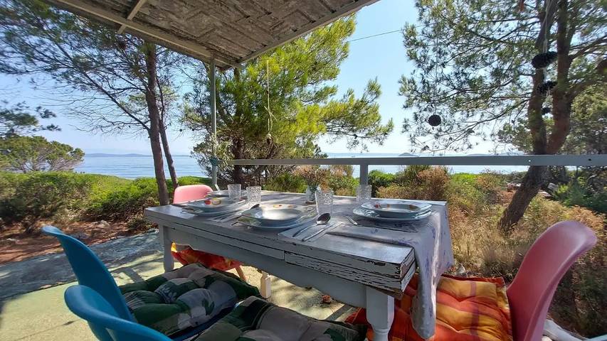 Ferienhaus für 2 Personen, mit Terrasse auf Dugi Otok