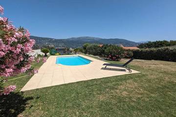 Gîte pour 6 personnes, avec jardin et terrasse à Peymeinade