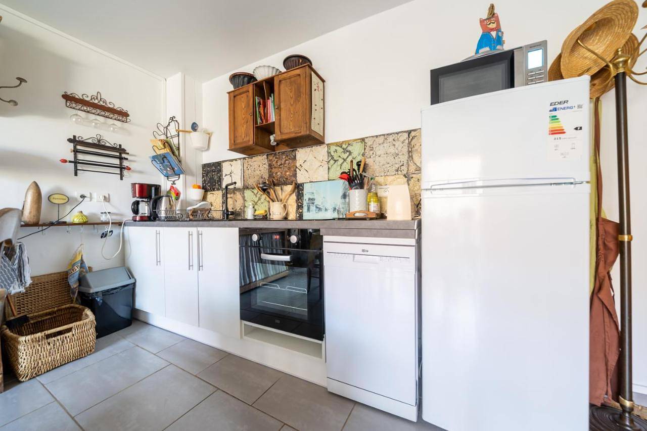 Appartement entier, Two-Bedroom Apartment in Marsanne, Région de nyons