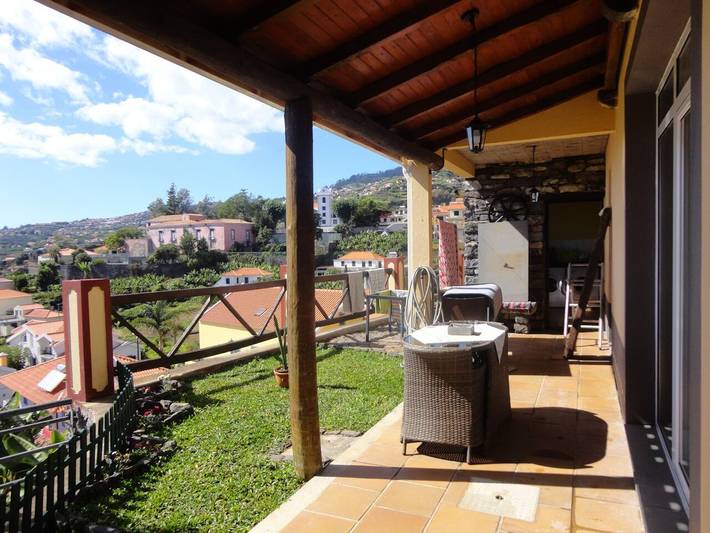 Gîte pour 2 personnes, avec piscine et jardin, animaux acceptés à Ponta do Sol - 4
