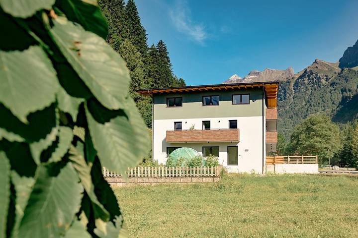Ferienwohnung für 6 Personen, mit Garten und Ausblick sowie Sauna, kinderfreundlich in Brenner - 3