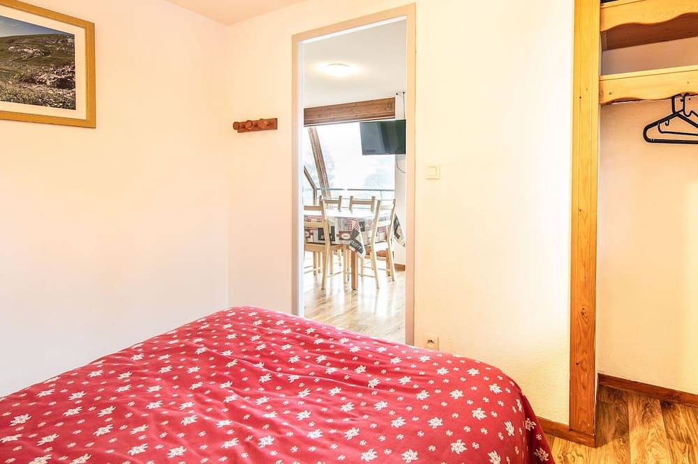 Geheel appartement, Spacious apt 8 ppl, terrace, near the ski station in Chamrousse, Écrins Nationaal Park