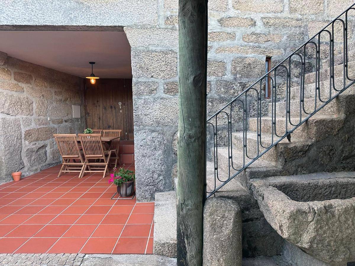 Two-Bedroom House in Duas Igrejas (Porto), Distrito do Porto