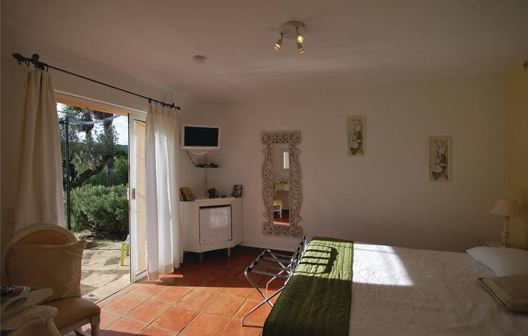 Luxus-Wohnung mit Pool und Parkplatz in Ramatuelle in Ramatuelle, Mittelmeerküste (Frankreich)