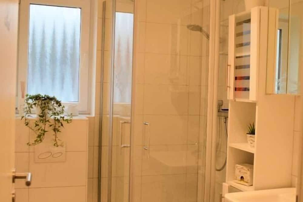 Ganze Wohnung, Ferienwohnung neu renoviert in Waldrandlage in Bad Laasphe, Kreis Siegen-Wittgenstein