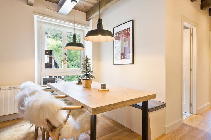 Gîte pour 7 personnes, avec jardin et balcon dans Gessa - 4