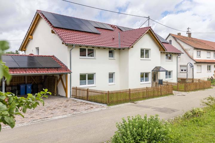 Ganze Wohnung, Moderne, komfortable Ferienwohnung; Neubau in Albstadt, Albsteig Etappe 13