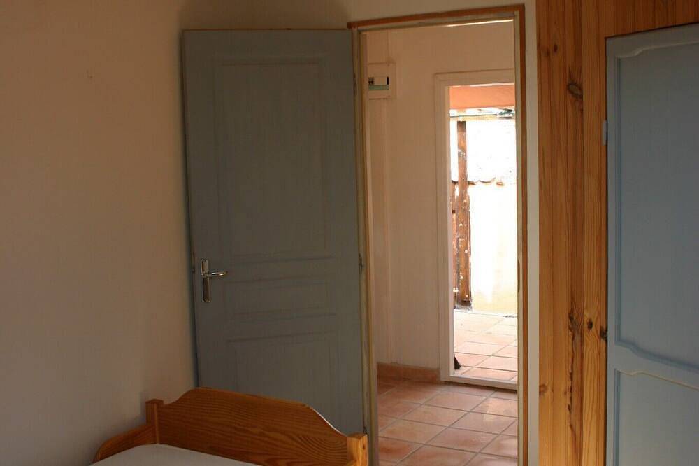 Stunning House in sunny Peyriac-de-Mer. Sleeps 8 in Peyriac-de-Mer, Côte d'Améthyste