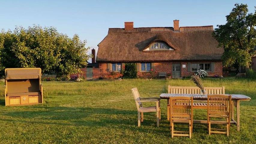 Appartement de vacances pour 6 personnes, avec vue sur le lac ainsi que jardin et vue - 1