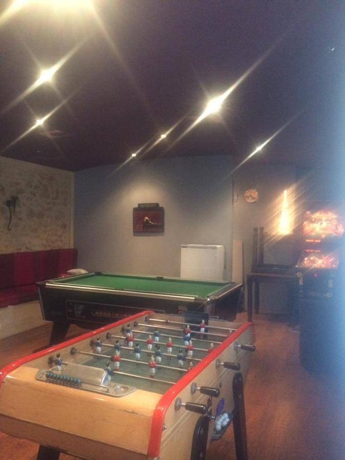 Villa pour 10 personnes, avec piscine ainsi que jacuzzi et jardin, animaux acceptés à Orange - 2