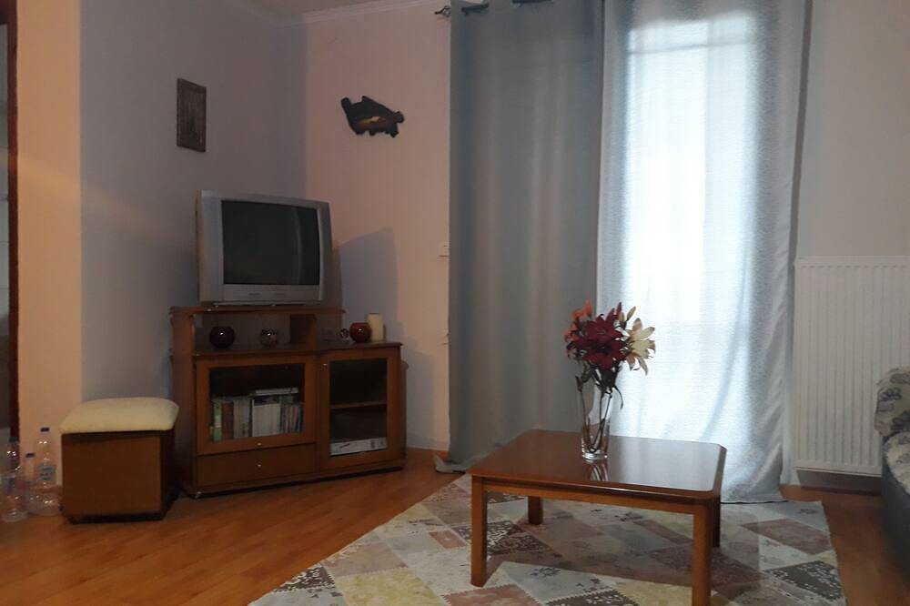 Διαμέρισμα est en cours de traitement in Petra (Griechenland), Lesbos