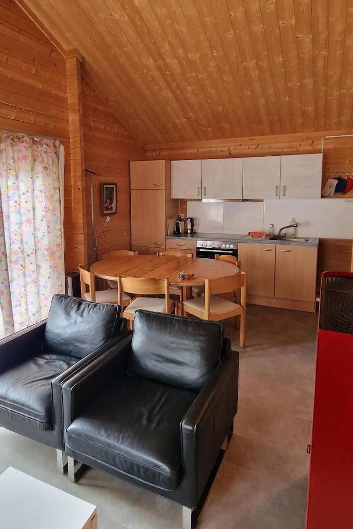Chalet/ Blockhaus auf Camping in Oberwil im Simmental, Berner Oberland