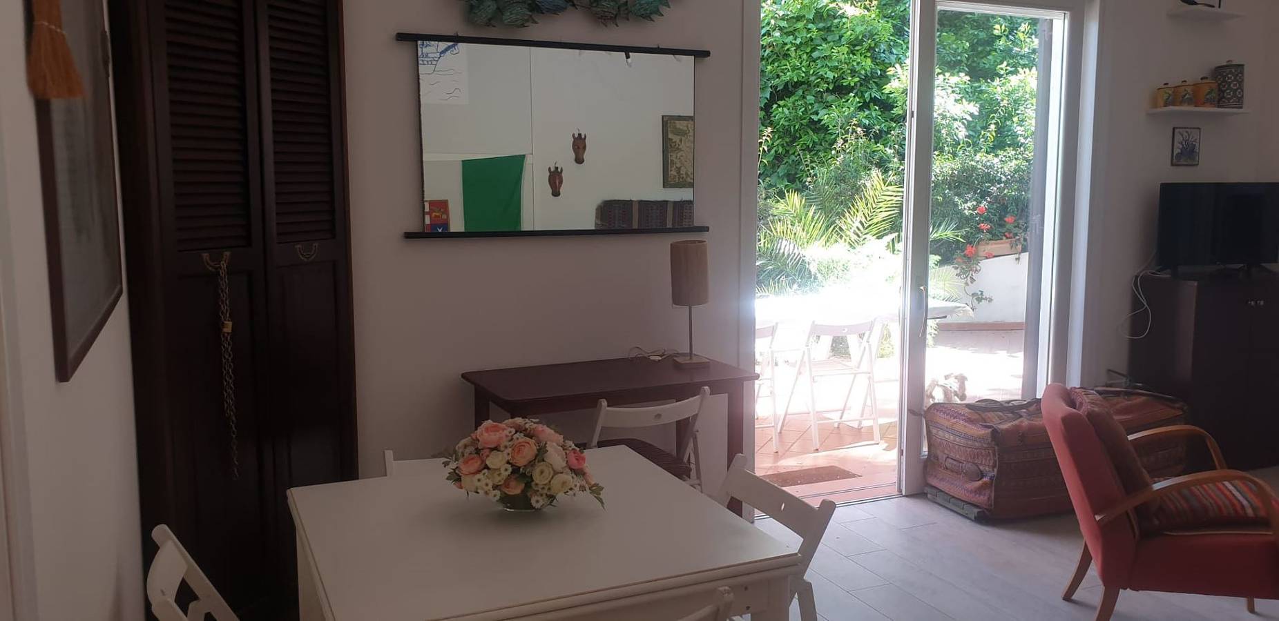 Ganze Ferienwohnung, Ferienwohnung für 4 Personen mit Terrasse in Spiaggia Fetovaia, Campo nell'Elba