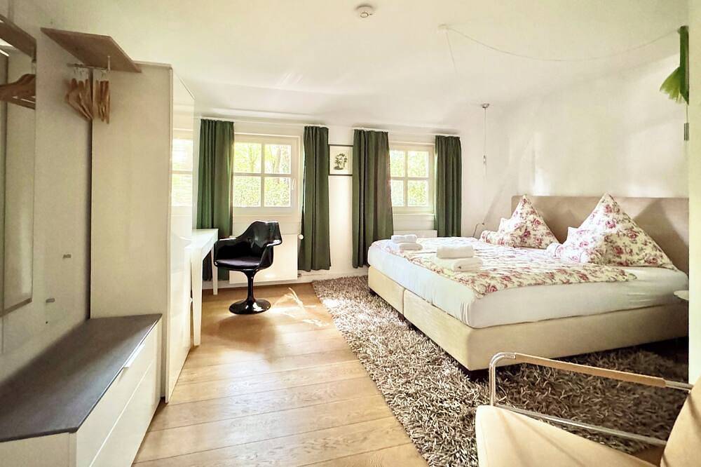 Familien Ferienhaus Villa Emg Emsdetten Münster bis 16 Person mit Pool in Emsdetten, Münsterland