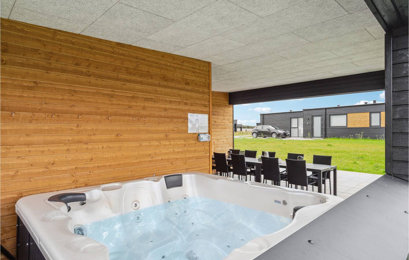 Feriehus for 10 personer med terrasse in Limfjord in Westjütland