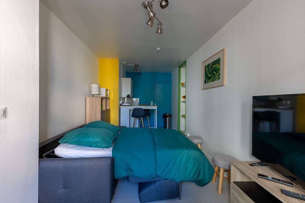 Appartement entier, L'appart K-Ouleur -Wifi Fibre- Checkin auto- 2 p in Le Mans, Sarthe