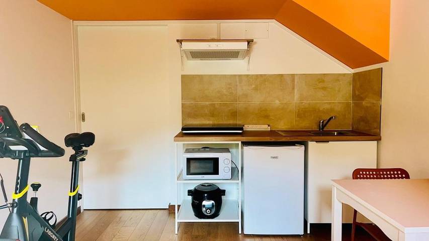 Gîte pour 2 personnes, avec jacuzzi dans Maubec (Isère)