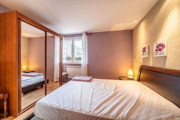 Ganze Wohnung, 2-room apartment overlooking the dent d'oche with terrace in Bernex, Thonon-les-Bains und Umgebung