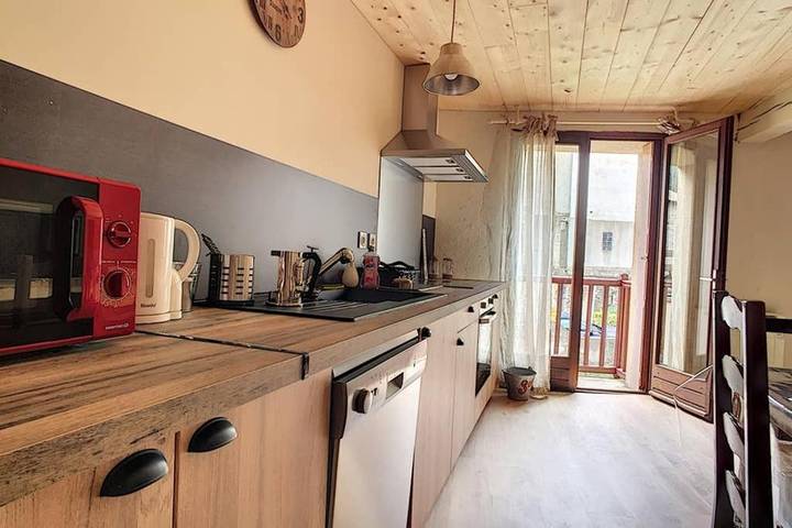 Location de vacances pour 7 personnes, avec jardin à Matemale - 3