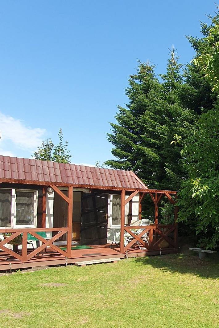 Ferienhaus für 3 Personen, mit Terrasse und Garten in Osieki