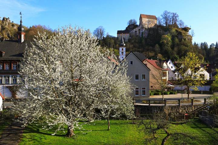 Hotel für 2 Personen, mit Balkon und Terrasse sowie Garten und Ausblick
