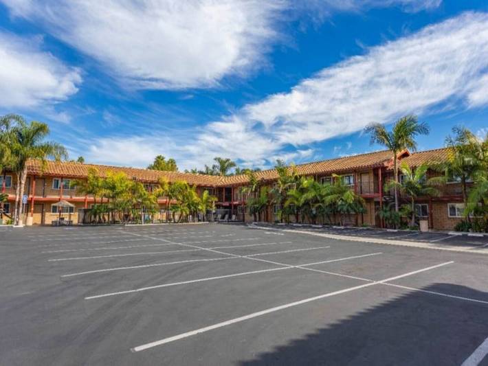 Hotel para 4 personas, con piscina, Familias con niños - 1