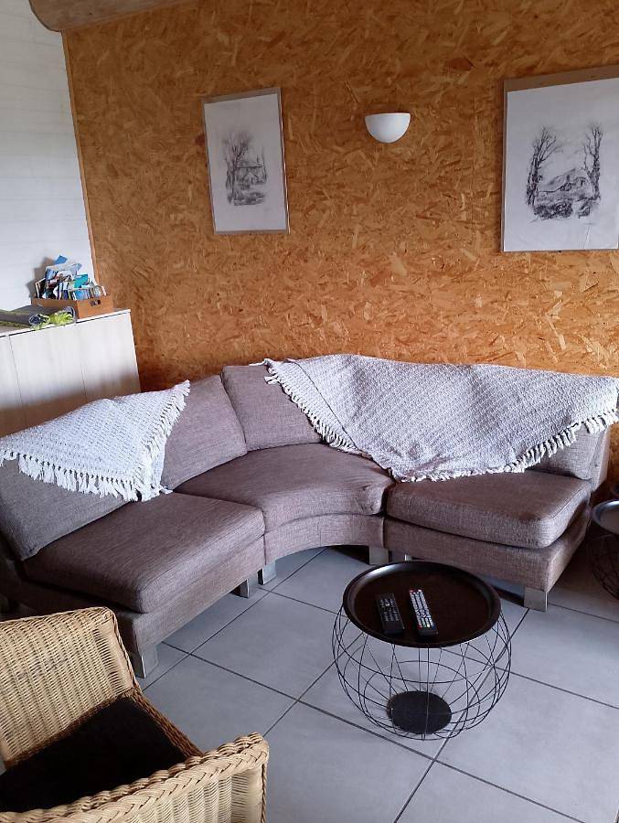 Location de vacances pour 14 personnes, avec vue et terrasse, animaux acceptés à Saint-Julien-Chapteuil - 3