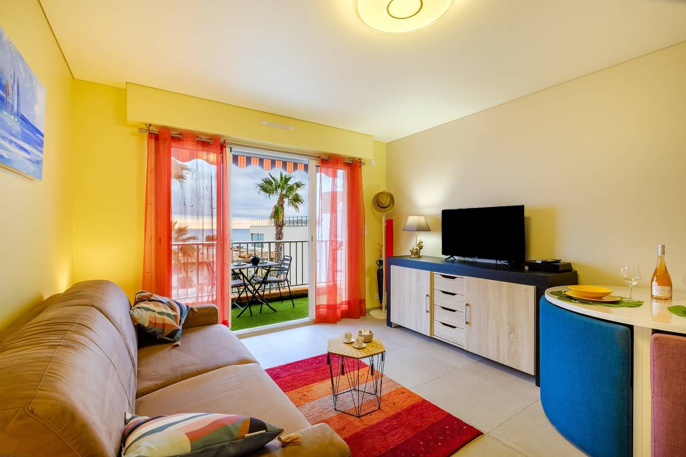 Studio entier, Studio 'Etoile De Mer' avec vue sur mer, Wi-Fi et climatisation in Villeneuve-Loubet Plage, Villeneuve-Loubet