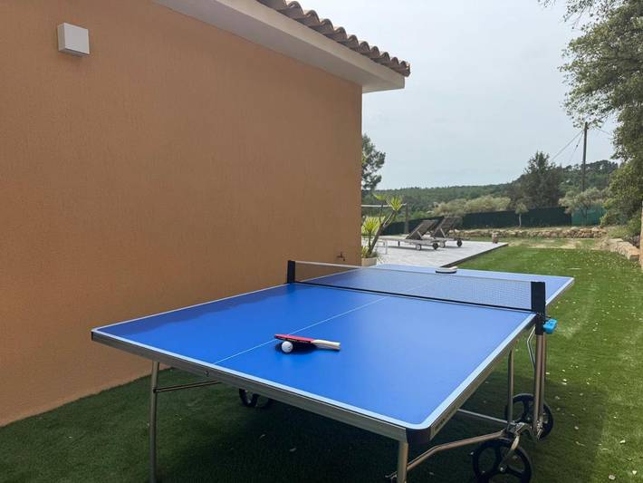Location de vacances pour 6 personnes, avec jacuzzi ainsi que jardin et piscine à Varages - 3