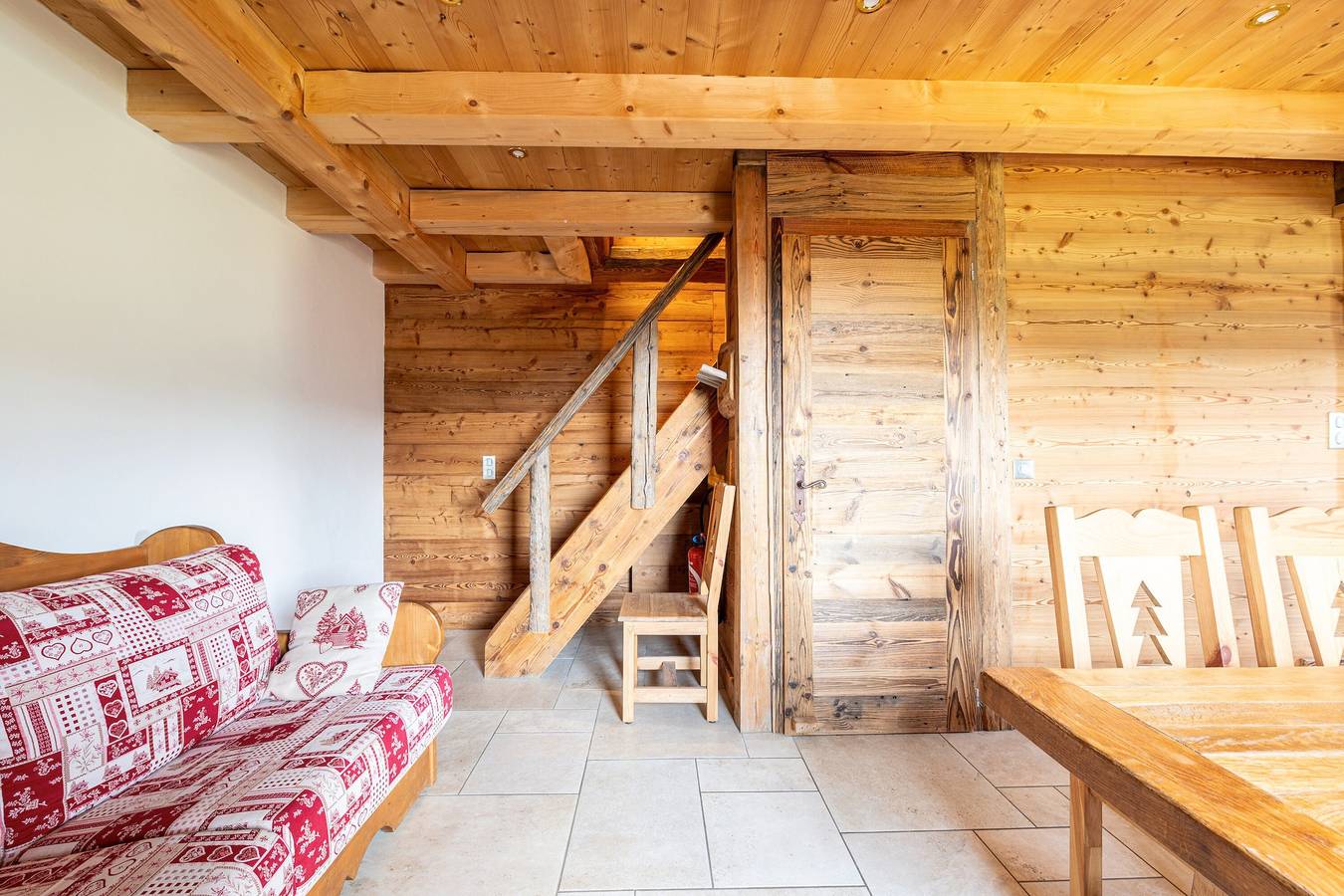 Chalet 'Gite Les Clapières - Petite Partie' con vistas a la montaña in La Giettaz, Albertville region